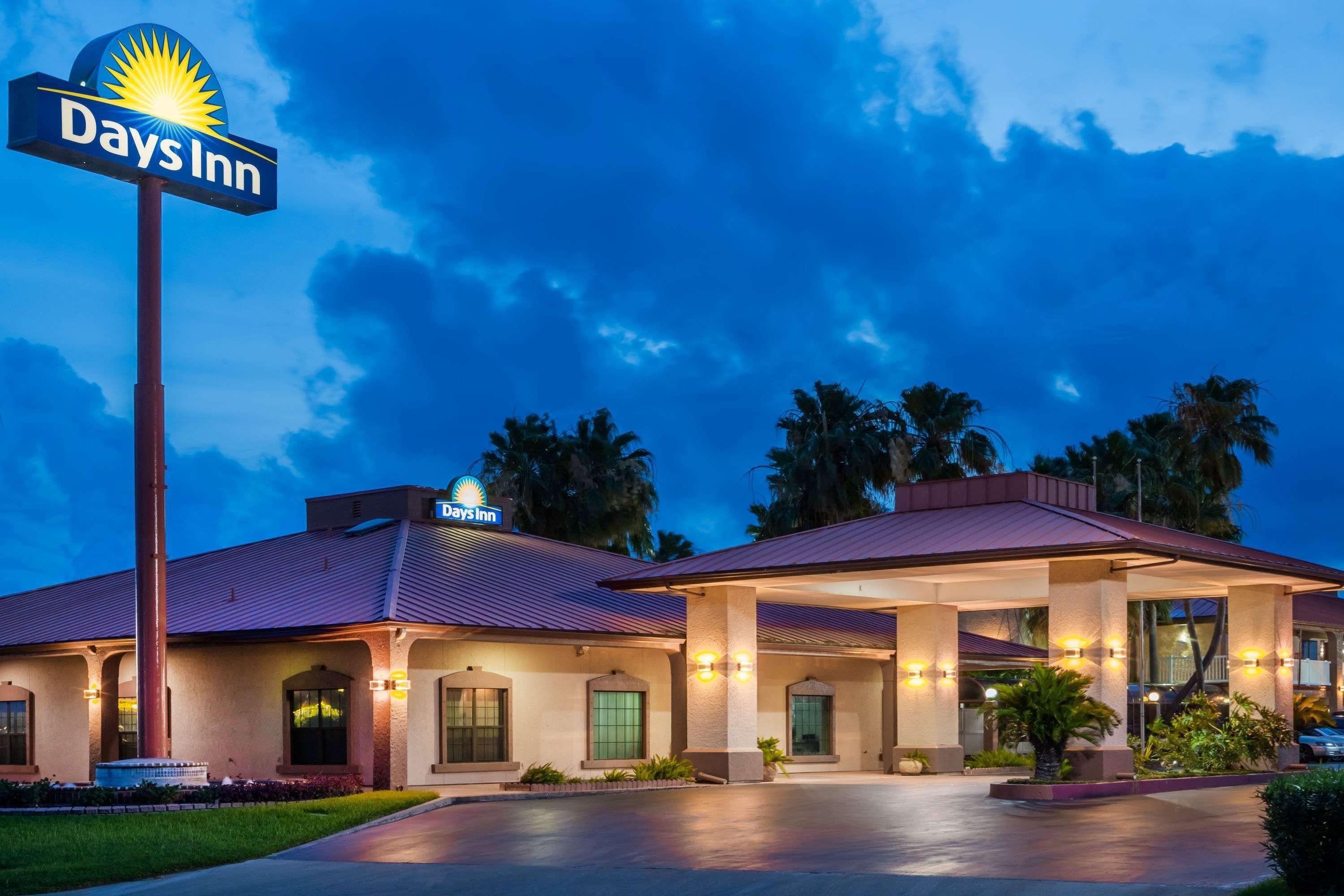 Days Inn By Wyndham Portland/Corpus Christi מראה חיצוני תמונה