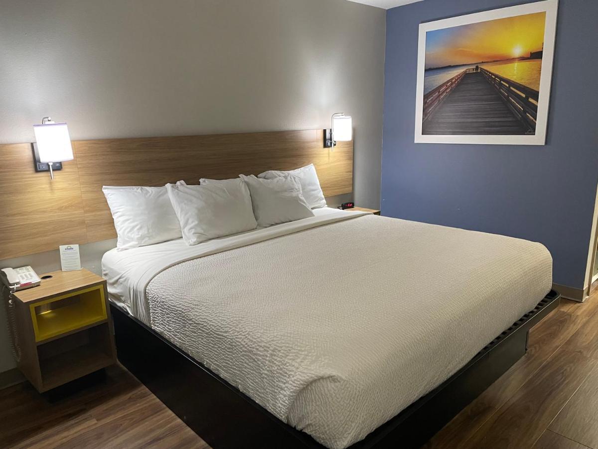 Days Inn By Wyndham Portland/Corpus Christi מראה חיצוני תמונה