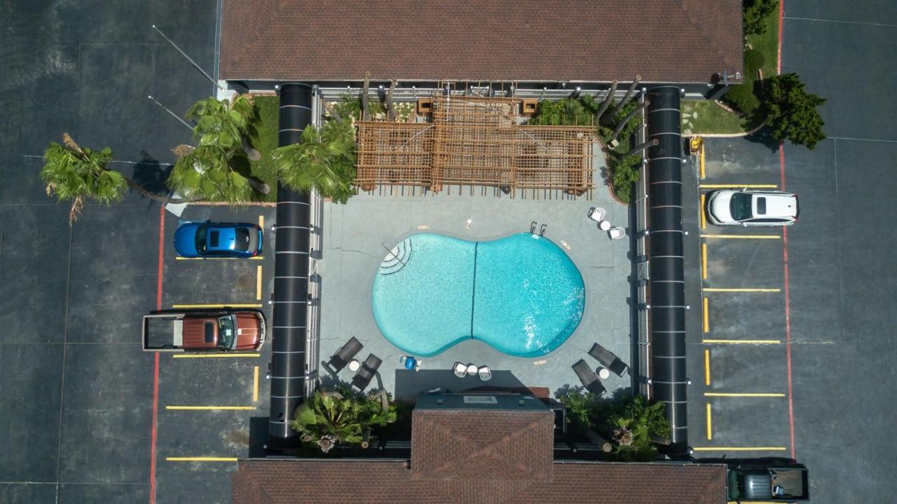 Days Inn By Wyndham Portland/Corpus Christi מראה חיצוני תמונה
