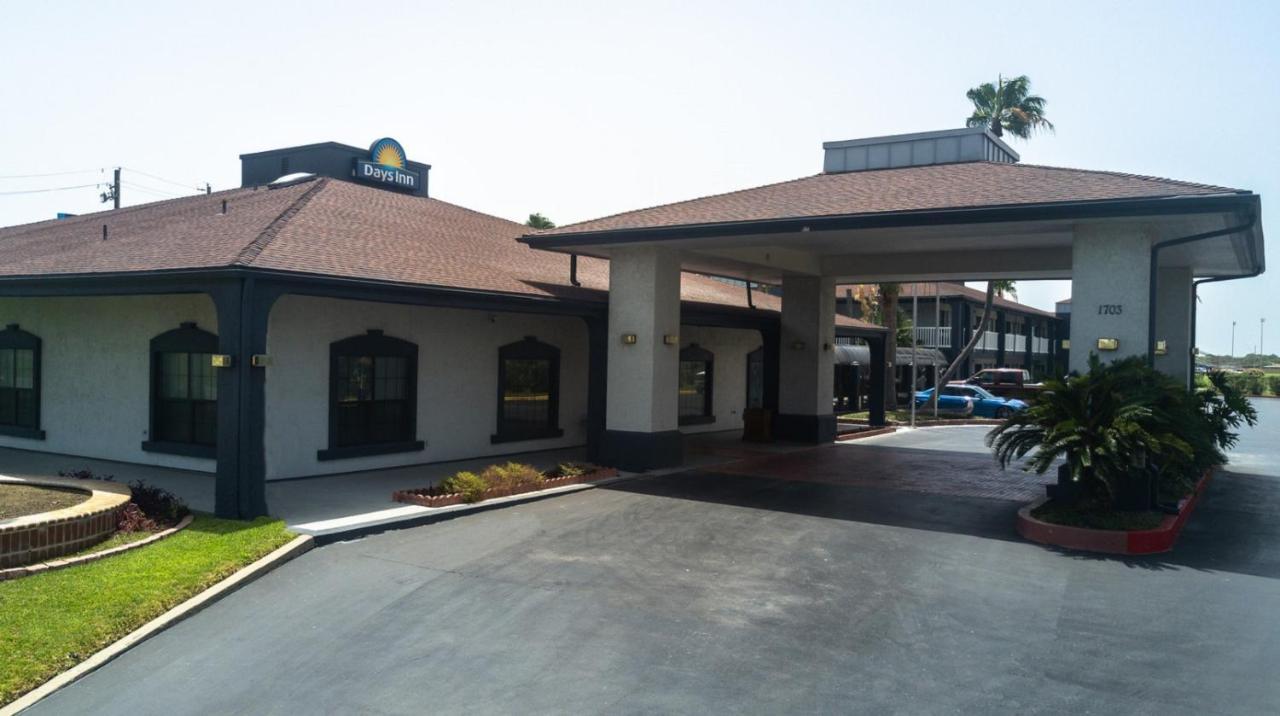 Days Inn By Wyndham Portland/Corpus Christi מראה חיצוני תמונה